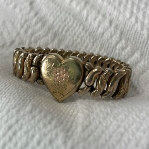 Vintage American Queen pitman and keeler Heart Bracelet